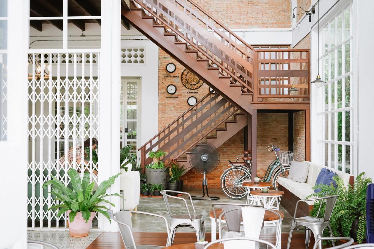 Memmoth Hostel In Lampang Eksteriør billede